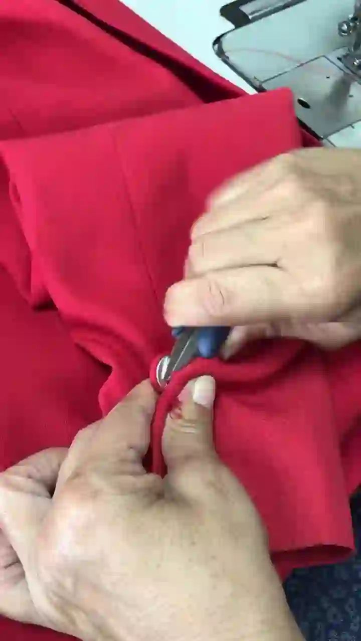 Vídeo - Trabalho em tecido